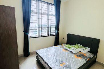SKS Habitat Apartment, Larkin