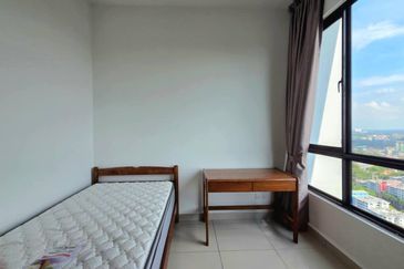 Dedaun Hijau (Greenfield Regency)