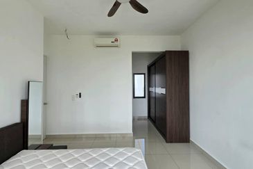 Dedaun Hijau (Greenfield Regency)