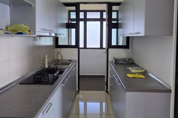 Dedaun Hijau (Greenfield Regency)