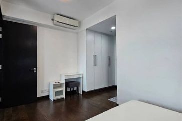 Almas Suites @ Puteri Harbour