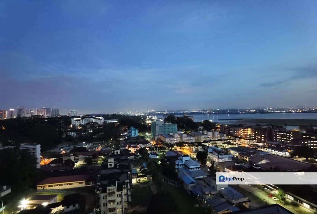  Golden Sands Seaview Residence JB TOWN CIQ / HSA - 2B2B Fully furnish , Johor, Johor Bahru