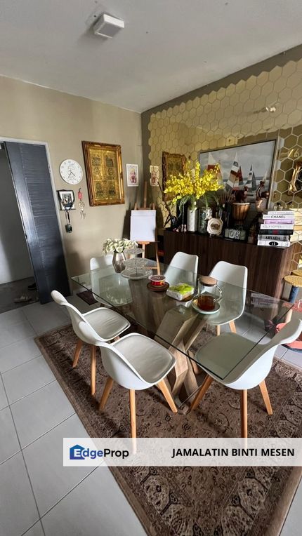 For Sale Apartment Laguna Biru, Rawang 260K Renovated Fully furnished, Selangor, Rawang