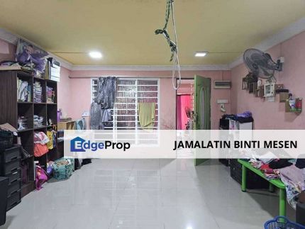 UNTUK DIJUAL Rumah Teres 2 Tingkat Taman Serdang Jaya, Seri Kembangan RM340K renovate and Extended , Selangor, Seri Kembangan