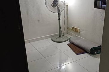 Flat Tasek 64, Bandar Baru Seri Alam