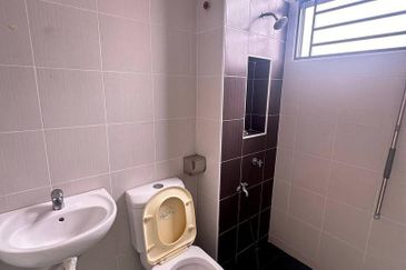 Austin Residence @Taman Mount Austin