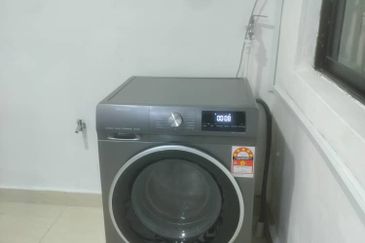 Jalan Mutiara Emas 2/19