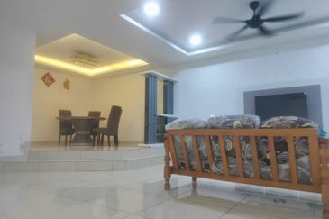 Jalan Mutiara Emas 2/19