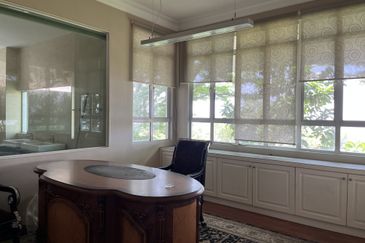 BELOW market value! Freehold Bungalow at Hill top with amazing city view at Bandar Puteri Puchong 