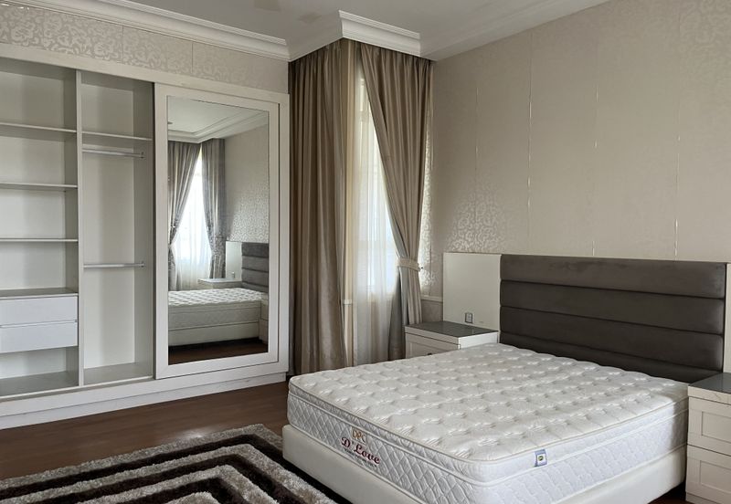 BELOW market value! Freehold Bungalow at Hill top with amazing city view at Bandar Puteri Puchong 