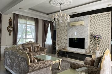 BELOW market value! Freehold Bungalow at Hill top with amazing city view at Bandar Puteri Puchong 