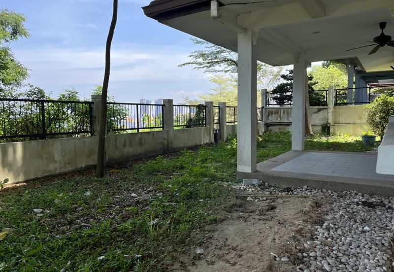BELOW market value! Freehold Bungalow at Hill top with amazing city view at Bandar Puteri Puchong 
