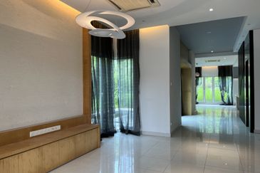 Worth buy, don’t miss! 2 storey SD with huge land at Bandar Puteri, 