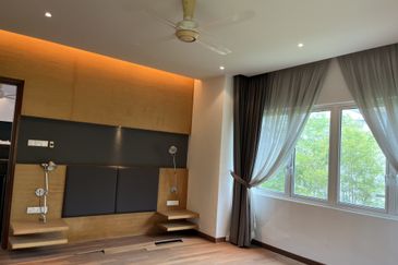 Worth buy, don’t miss! 2 storey SD with huge land at Bandar Puteri, 