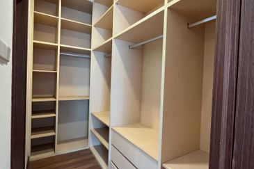 Worth buy, don’t miss! 2 storey SD with huge land at Bandar Puteri, 