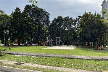 Worth buy, don’t miss! 2 storey SD with huge land at Bandar Puteri, 