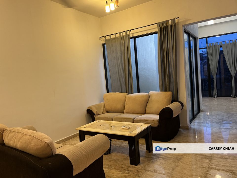 Good condition with excellent security & environment at Puchong town centre, near Sunway & Bandar Puteri & Bukit Jalil, Selangor, Puchong