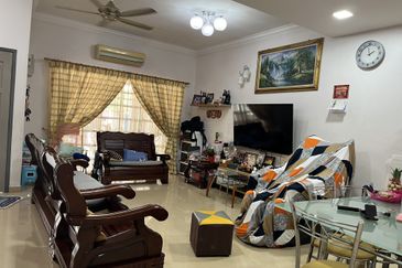 Facing garden & free hold landed at Bandar Puteri, Puchong town centre 