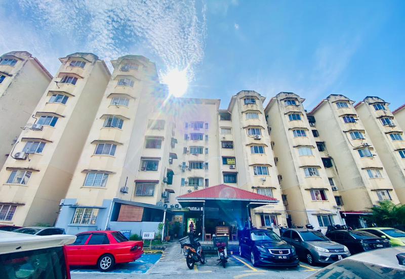 Pangsapuri Subang Suria