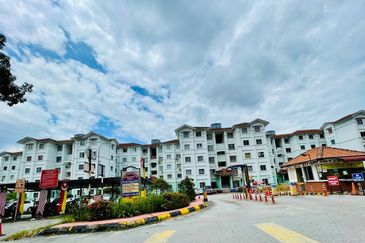 Residensi Warnasari 3