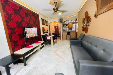 Residensi Warnasari 3