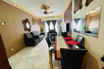 Residensi Warnasari 3