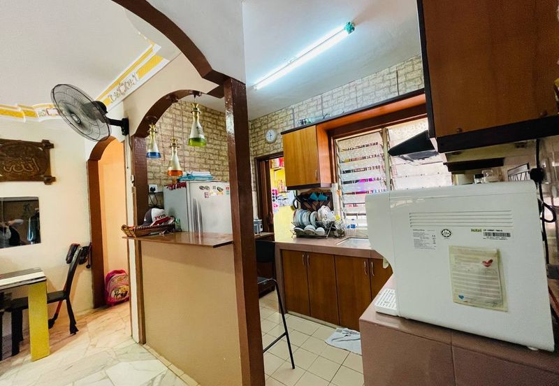 Residensi Warnasari 3