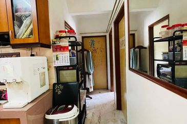 Residensi Warnasari 3