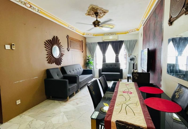 Residensi Warnasari 3