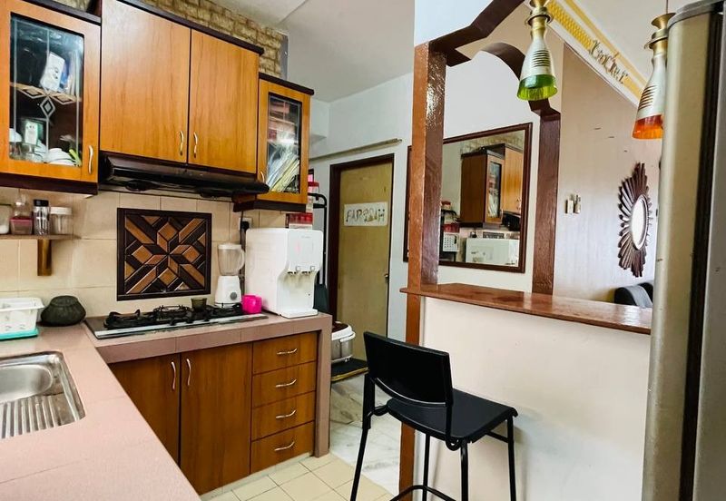 Residensi Warnasari 3