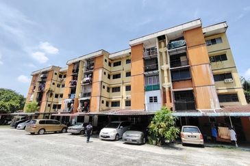 Flat PKNS @ Seksyen 6