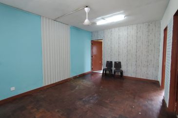 Flat PKNS @ Seksyen 6