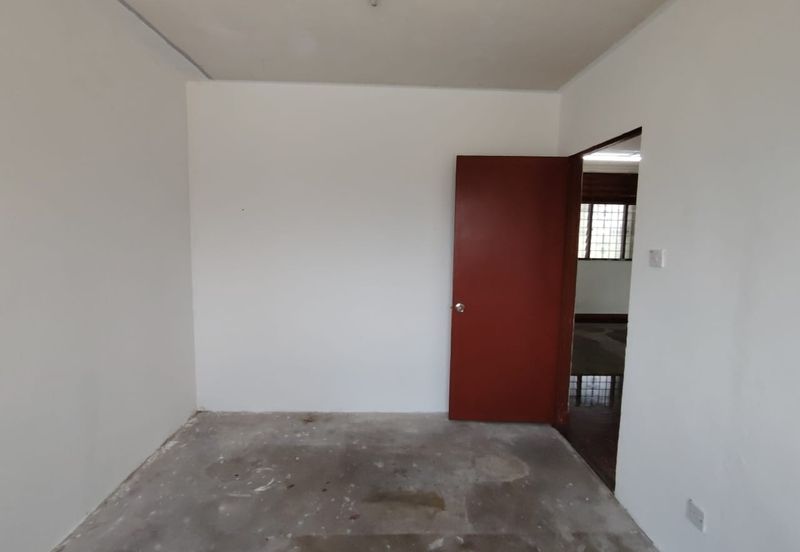 Flat PKNS @ Seksyen 6