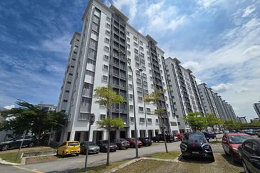 Seri Intan Apartments @ Setia Alam