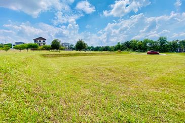 Perdana Hills ( Presint 11 )