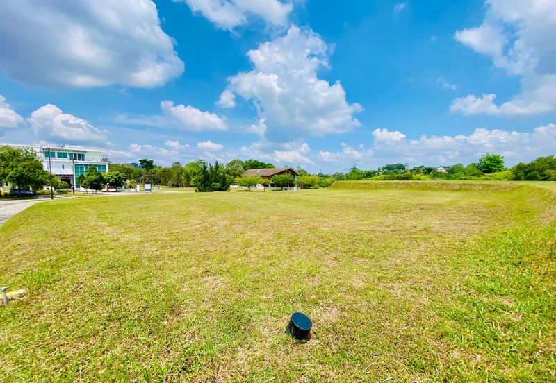 Perdana Hills ( Presint 11 )