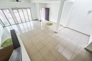 Pentas 2 @ Alam Impian