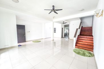 Pentas 2 @ Alam Impian