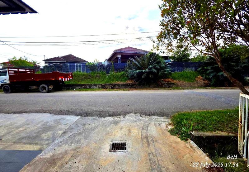 Teres Setingkat Taman Kesedar Putra 2, Gua Musang Kelantan