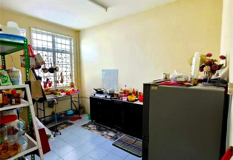 Teres Setingkat Taman Kesedar Putra 2, Gua Musang Kelantan