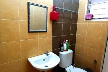 Fully Furnished Single Storey at Kg Lombong, Shah Alam