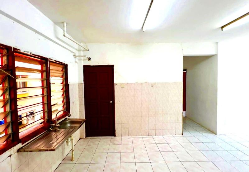 Gugusan Teratai, Seksyen 6 Kota Damansara