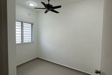 RUMAH 2 TINGKAT UNTUK DISEWA - Tulip Lake Edge Residence Puchong