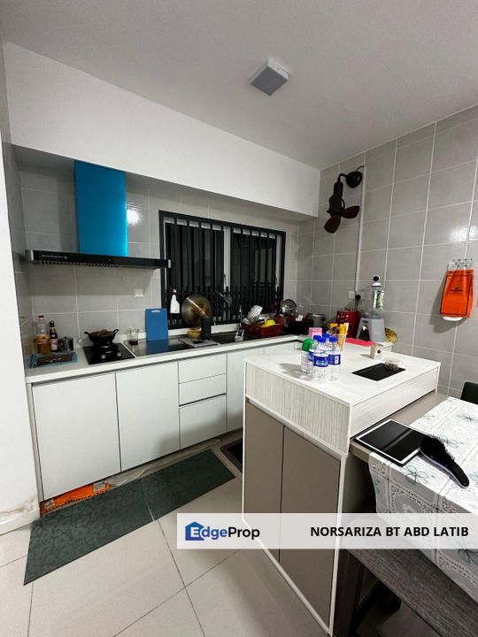 Partly Furnished Nadayu 801 Apartment Damansara West Subang Bestari, Selangor, Shah Alam