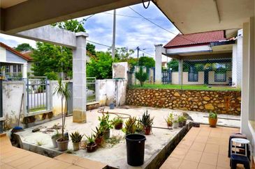 Semi D Setingkat 20ft Backyard Tmn Desa Idaman Durian Tunggal Melaka