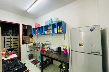 Apartment Pusat Komersil Seksyen 7 Shah Alam