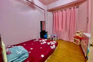 Pangsapuri Seri Proton