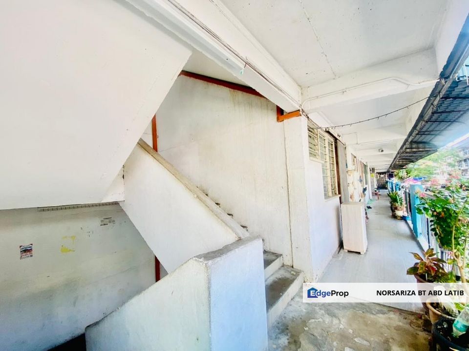 LEVEL 1 FULLY RENOVATED Flat PKNS Seksyen 16 Shah Alam, Selangor, Shah Alam