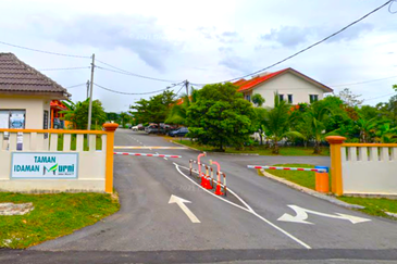 CORNER LOT SPACIOUS LAND 2 Storey Tmn Idaman Murni Salak Tinggi Sepang