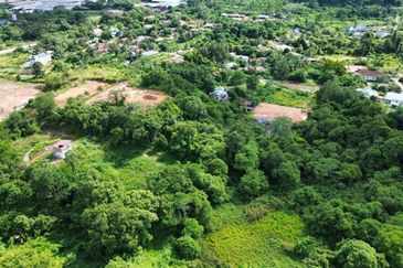 TANAH LOT BUNGALOW Taman Desa Permai Bdr Baru Gua Musang
